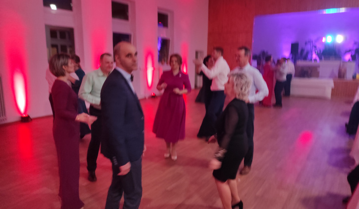 1. Reprezentačný ples obce Vyšná Kamenica 