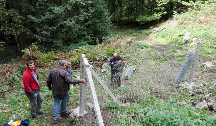 Brigáda na rekonštrukcii/úprave prameňov 16.09.2017