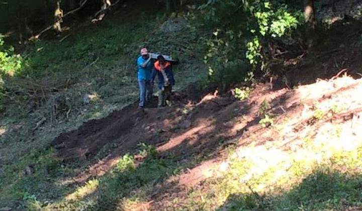 Brigáda na rekonštrukcii/úprave prameňov